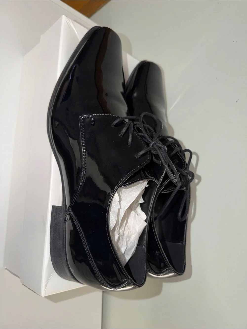 Calvin Klein Black Patent Lace-Up Dress Oxfords - Never Worn - NWOT